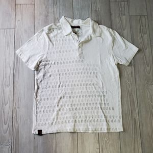 Large Tony hawk skull collar white shirt